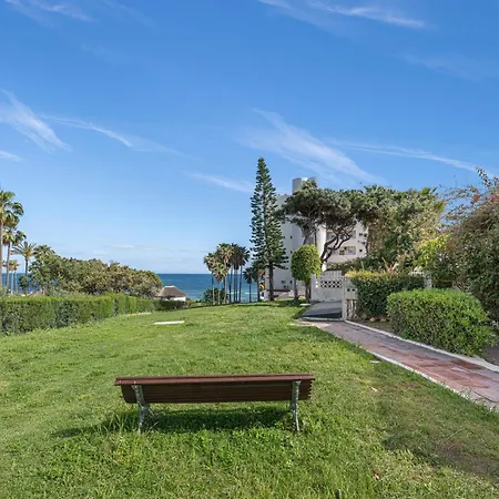 Fancy Direct Access To Sea✺parking✺pool Apartment *