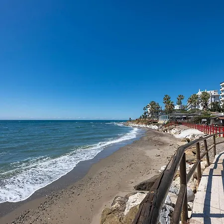 Fancy Direct Access To Sea✺parking✺pool Apartment